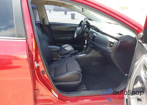 2015 Toyota Corolla S Plus z USA, uszkodzony, nr VIN 5YFBURHE7FP266552